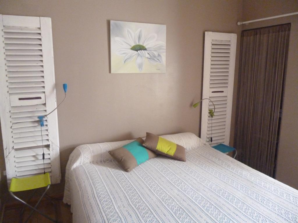 Chambres D'Hotes La Rose Des Vents Ginestas Luaran gambar