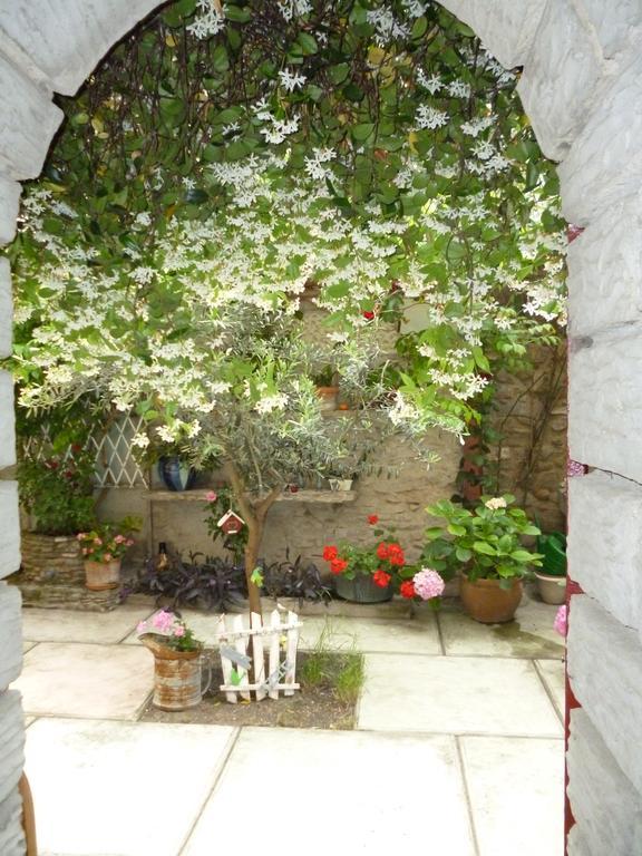 Chambres D'Hotes La Rose Des Vents Ginestas Luaran gambar